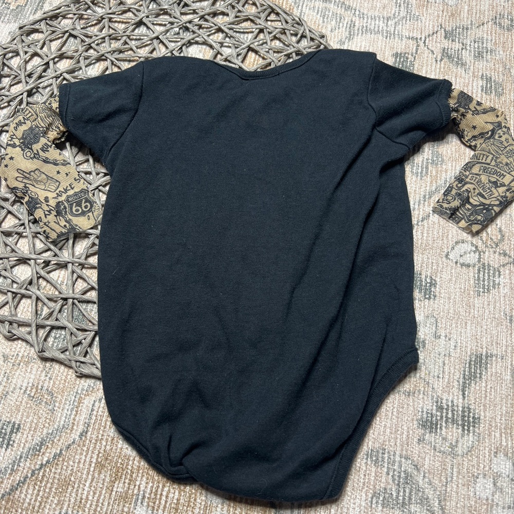 Harley-Davidson Black and Tan Graphic bodysuit - Picture 4 of 4